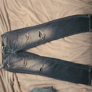Kan can distressed jeans